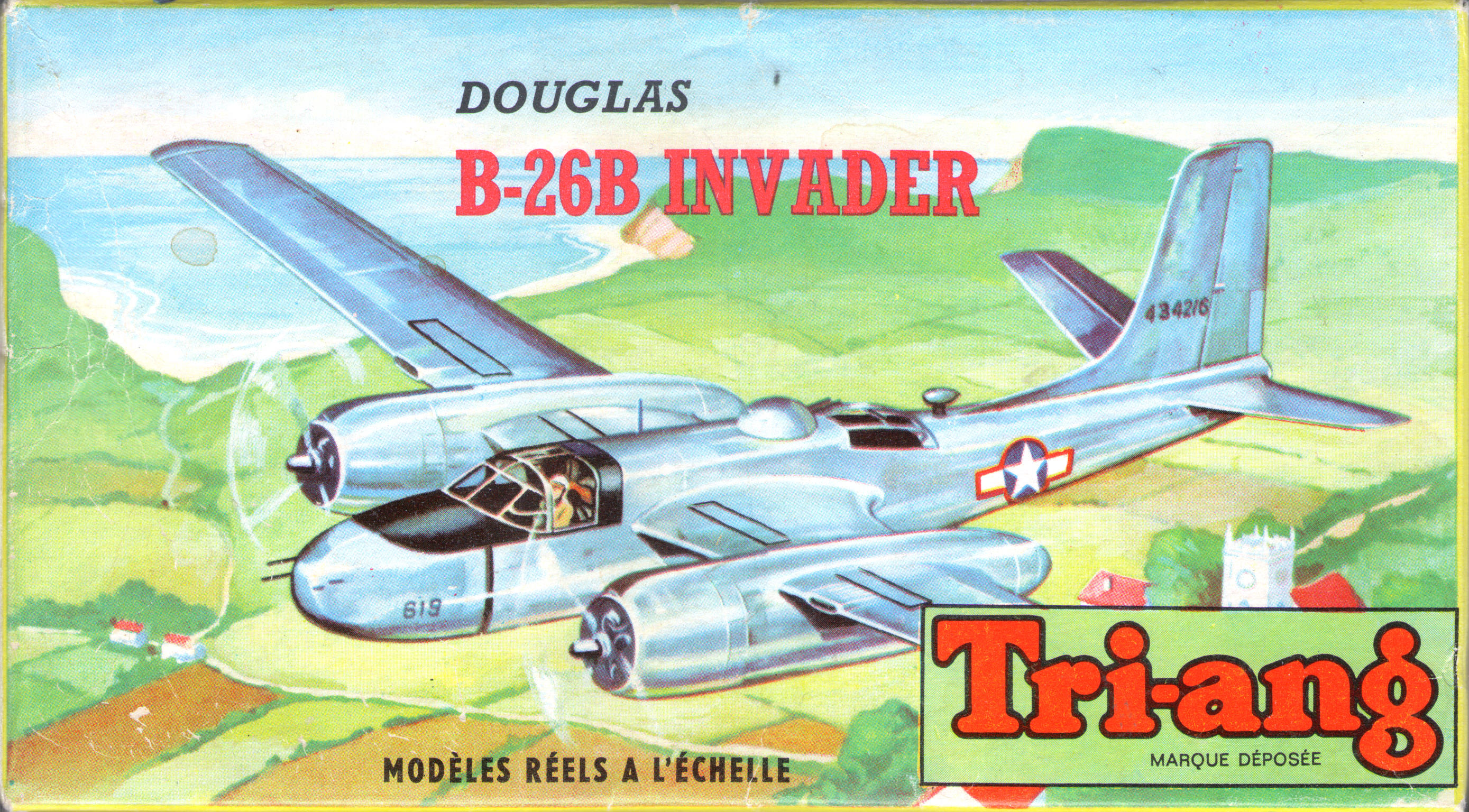 Tri-ang Ref.N C.385P Douglas B-26 Invader 1958, Lines Freres S.A. Calais, 1964, box